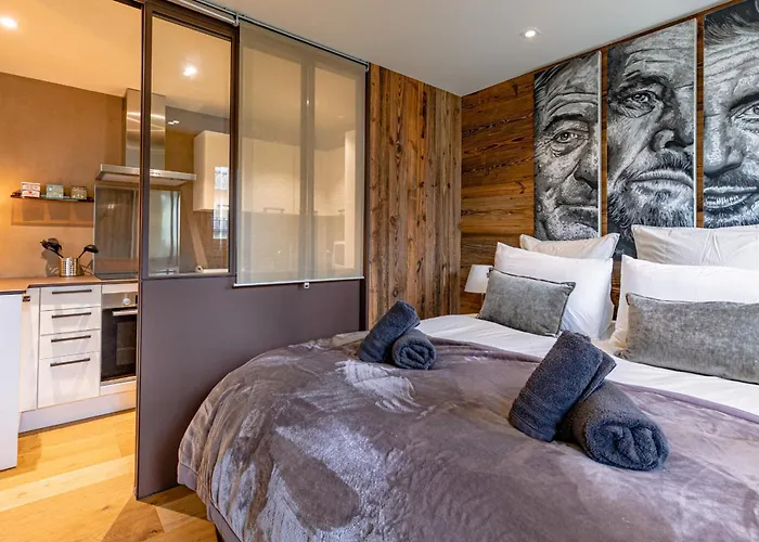 Arly شقة موجوف